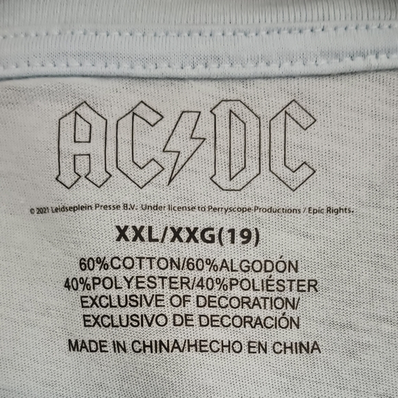 AC⚡DC cropped t shirt - Picture 5 of 5